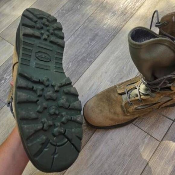 Belleville army combat boots Men's size 11 tan green made in USA Fly safe - Picture 3 of 7